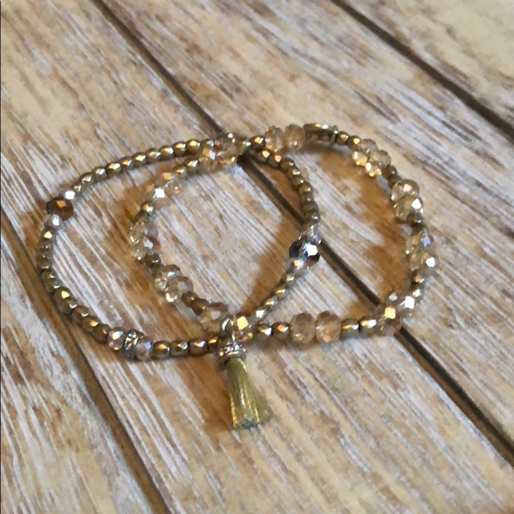 Chloe + Isabel beaded stretch bracelet